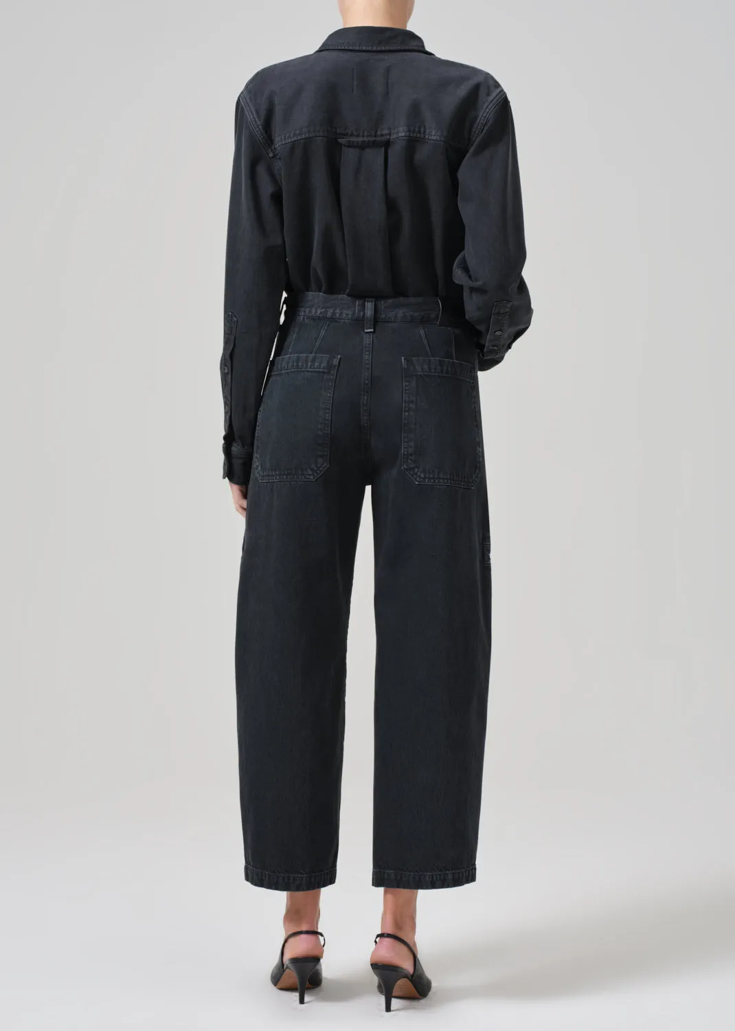 Gianna Seamed Cropped Baggy in Washed Black