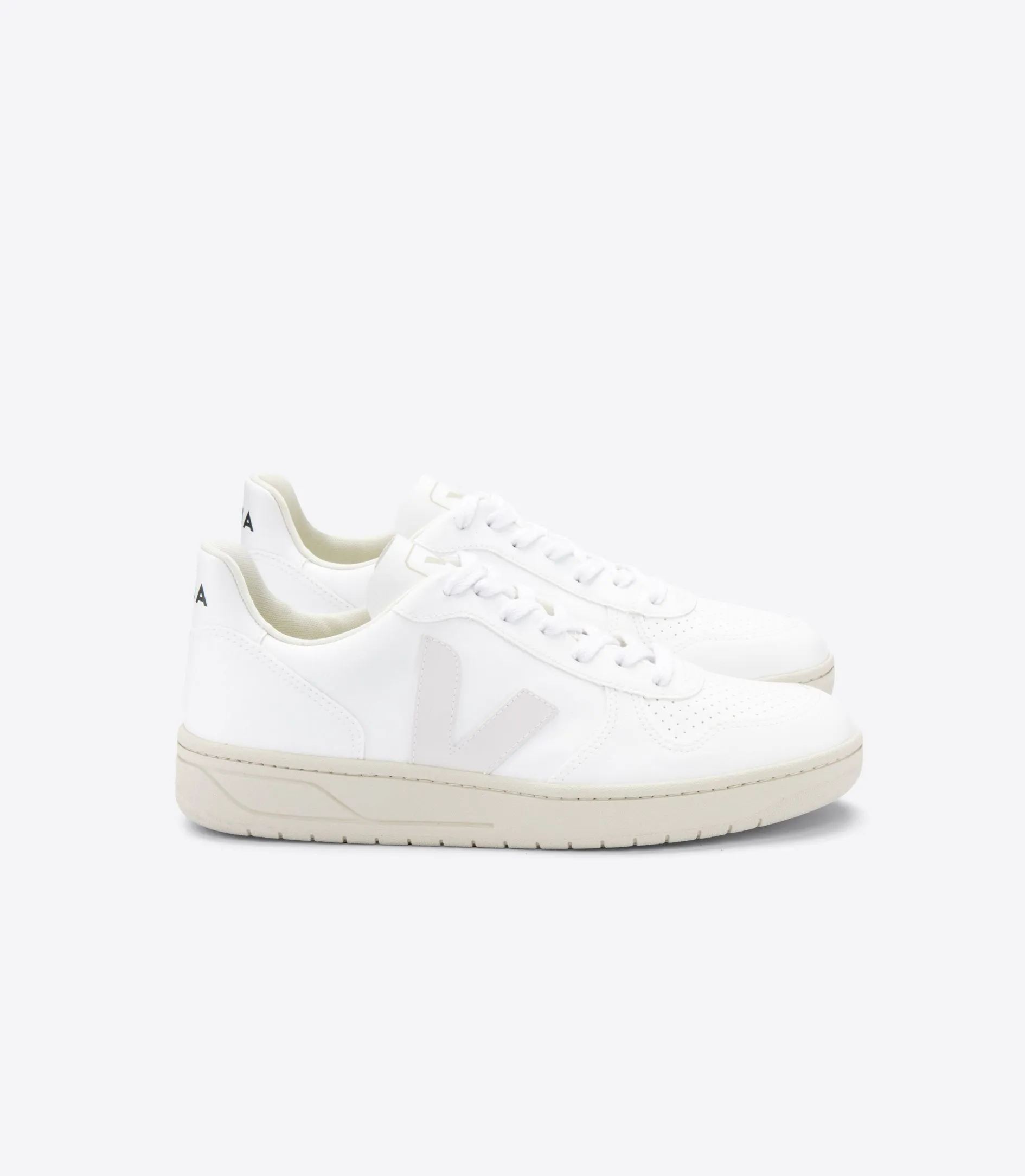 Veja - V-10 CWL in Full White